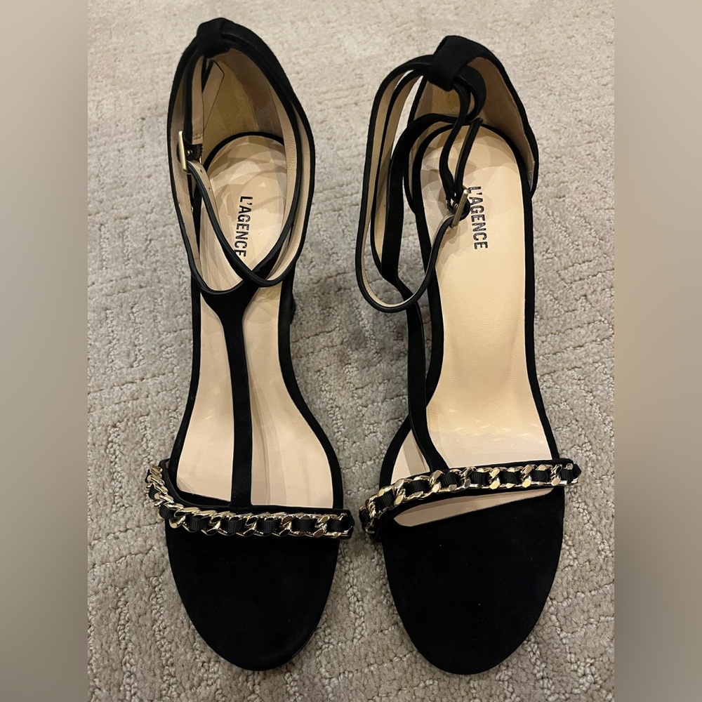 L'AGENCE Black Heels with Gold Chain Accent